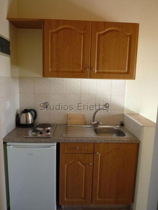 Erietta Studios Svoronata Luaran gambar