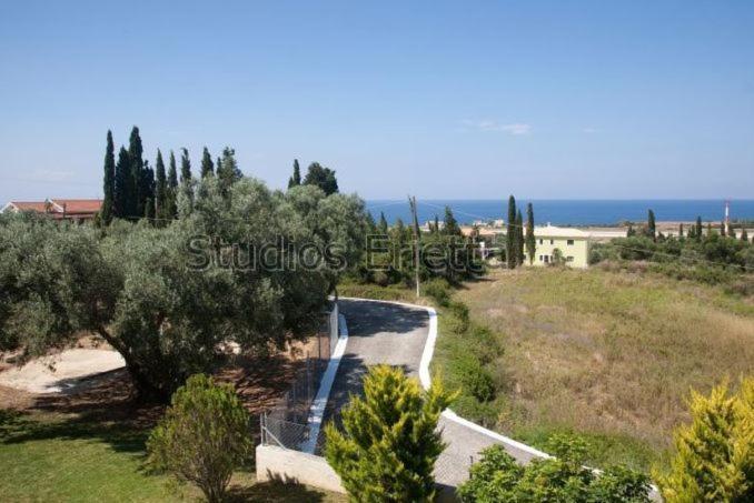 Erietta Studios Svoronata Luaran gambar