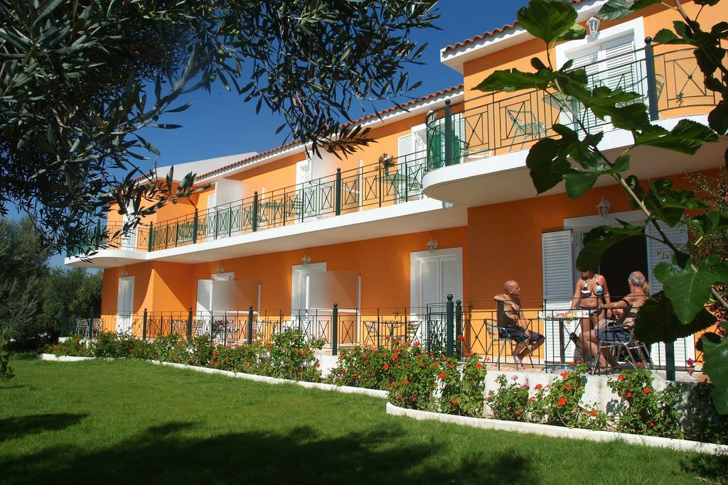 Erietta Studios Svoronata Luaran gambar