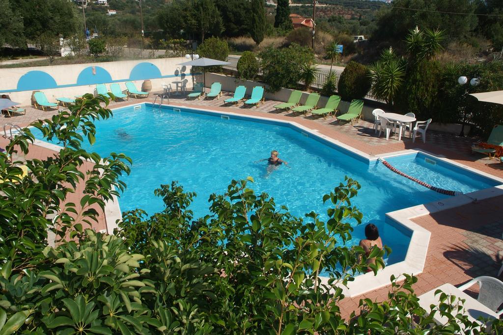 Erietta Studios Svoronata Luaran gambar