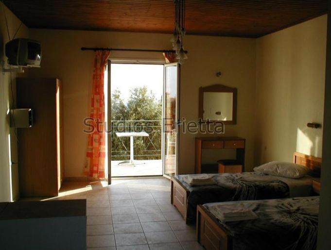 Erietta Studios Svoronata Bilik gambar